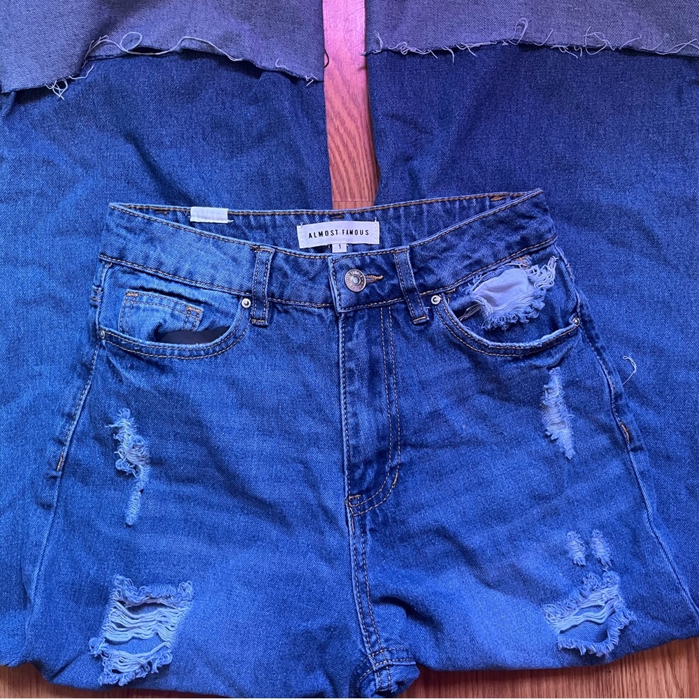Wide-Leg Ripped Jeans˚ ༘ ೀ⋆｡˚
